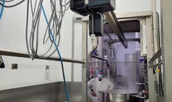 Electric chain hoist in corrosion-resistant design for food production
