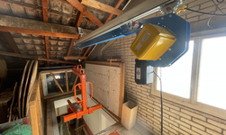 Electric chain hoist with low headroom for very low space in combination with overhead monorail GISKB
