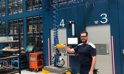 Aluminium crane system ensures ergonomic and fast handling of goods