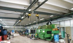 Crane system for goods handling at the workplace