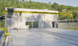 A GIS crane system ensures the transport of goods in the waste water treatment plant